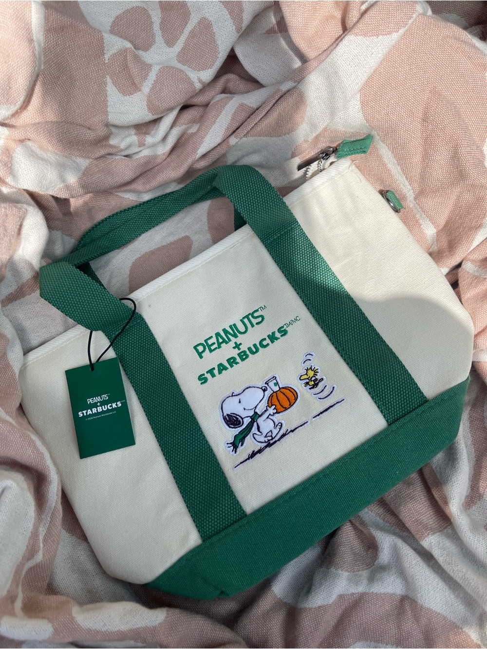 Starbucks x Snoopy mini tote